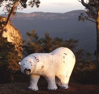 Lost Bear Gallery - Accommodation Bookings