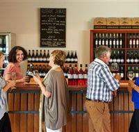 Upper Reach Winery and Cellar Door - Accommodation Bookings