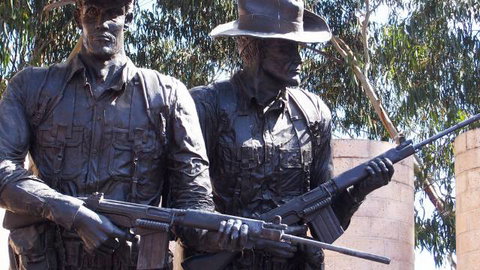 ANZAC Parade - Accommodation Bookings 1