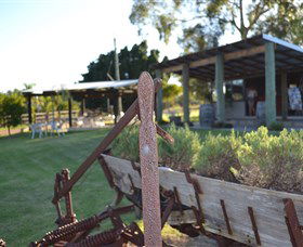 Ugly Duckling Wines - Accommodation Bookings 3