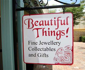 Hunter Valley Gardens Shopping Village - Accommodation Bookings 6