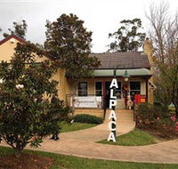 Australian Alpaca Barn - Hunter Valley Gardens - Accommodation Bookings