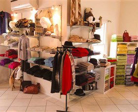 Australian Alpaca Barn - Hunter Valley Gardens - Accommodation Bookings 1