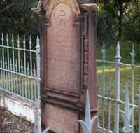 Pioneer Graves - Accommodation Bookings