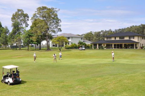 Emerald Downs Golf Course - Accommodation Bookings 3