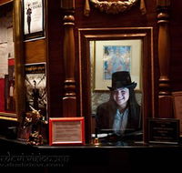 The Magicians Cabaret - Accommodation Bookings