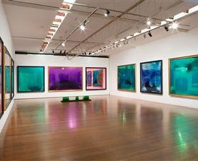 Roslyn Oxley9 Gallery - Accommodation Bookings 0