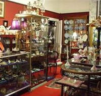 Nerilee Antiques - Accommodation Bookings