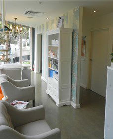 Refresh Face And Body - Accommodation Bookings 2