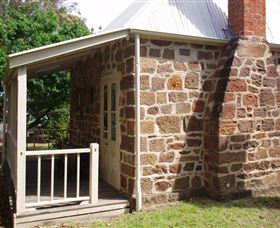 Old School Museum - Accommodation Bookings 1