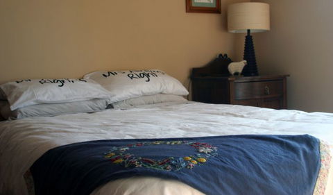 Lake View Farm House - Accommodation Bookings 1