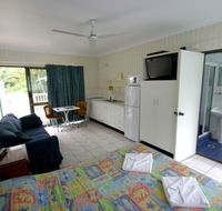 Tropical Palms Inn - Accommodation Bookings