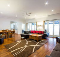 The Retreat Port Stephens