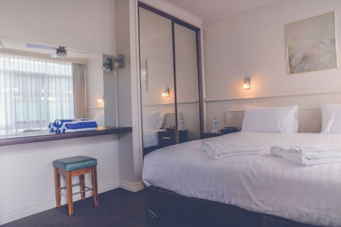 Rich River Golf Club Resort - Accommodation Bookings 9