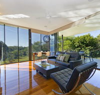 Glass On Glasshouse - Accommodation Bookings