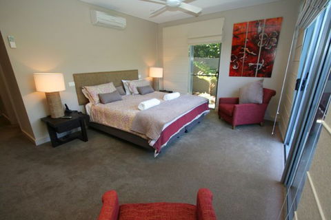 Beach House One @ Vue - Accommodation Bookings 0