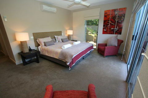 Beach House One @ Vue - Accommodation Bookings 1