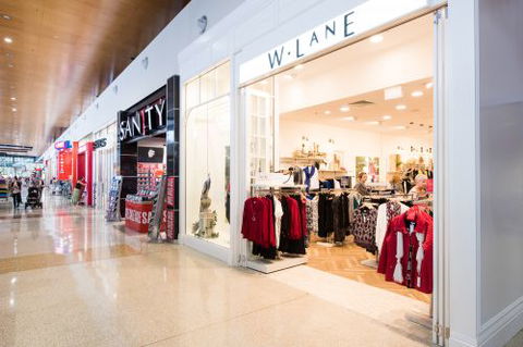 Noosa Civic Shopping Centre - Accommodation Bookings 3