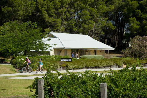 Tour De Vines - Accommodation Bookings 0