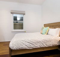 Tom  Doll's - Accommodation Bookings