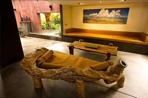 Tin Shed Art Gallery - Accommodation Bookings 1
