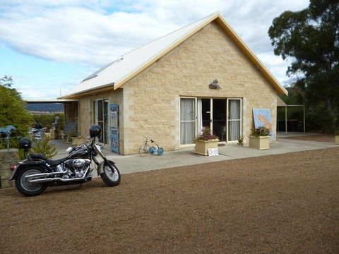 David Mahony Art Gallery & Sculpture Park - Accommodation Bookings 4