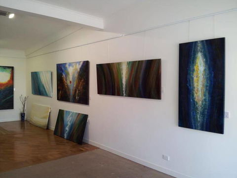 Greg Stevenson Art - Accommodation Bookings 1