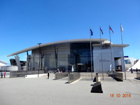 Perth Hop-On Hop-Off Bus Tour - Accommodation Bookings 5