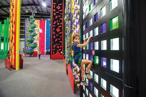 Indoor Climbing And Virtual Reality Adventure - Accommodation Bookings 1