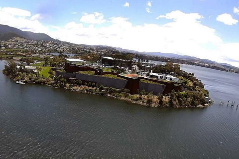 MONA Helicopter Transfer - Accommodation Bookings 1