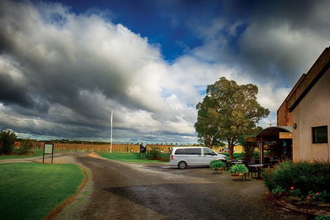 Langhorne Creek Wine Region Small Group Day Trip From Adelaide Or Glenelg - Accommodation Bookings 4