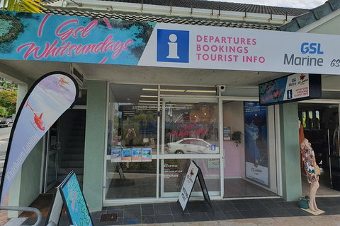 Reef And Island Scenic Flight From Airlie Beach - Accommodation Bookings 14