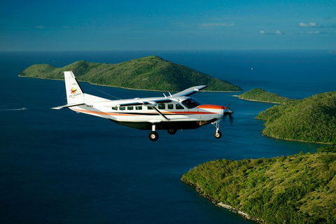 Reef And Island Scenic Flight From Airlie Beach - Accommodation Bookings 9