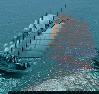 Whitsunday Islands Private Sailing Experience with Snorkeling  Langford Reef - Accommodation Bookings