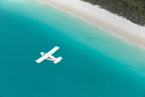 Scenic Flight - Great Barrier Reef, Heart Reef, Whitehaven Beach & Hill Inlet! - Accommodation Bookings 5