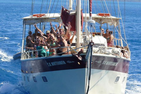 2-Day Whitsundays Sailing Adventure: SV Whitehaven - Accommodation Bookings 0