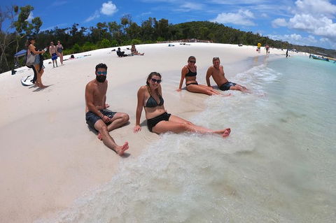 Whitehaven Beach Day Tour With Snorkel In Whitsundays Island - Accommodation Bookings 19