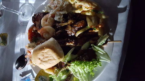 Uluru (Ayers Rock) Sunset With Outback Barbecue Dinner And Star Tour - Accommodation Bookings 3