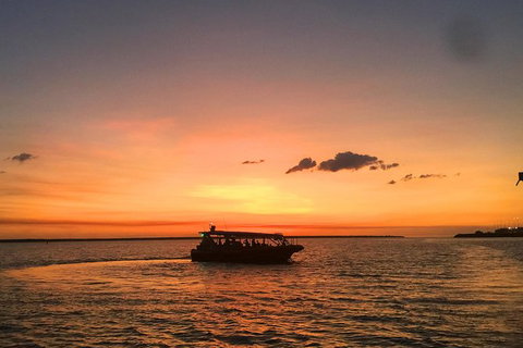 Darwin Sunset Cruise, Including Fish \'n\' Chips - Accommodation Bookings 11
