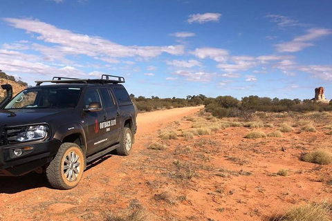 Chambers Pillar And Rainbow Valley 1 Day 4WD Tour - Accommodation Bookings 8