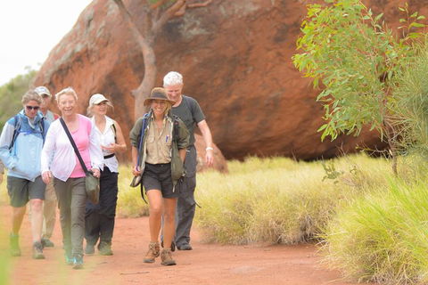 Full Uluru Base Walk At Sunrise Including Breakfast - Accommodation Bookings 10