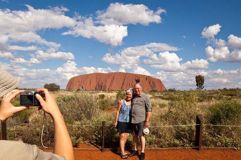 Full Uluru Base Walk At Sunrise Including Breakfast - Accommodation Bookings 13