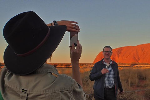 Small Group Uluru Sunset Viewing Tour - Accommodation Bookings 3