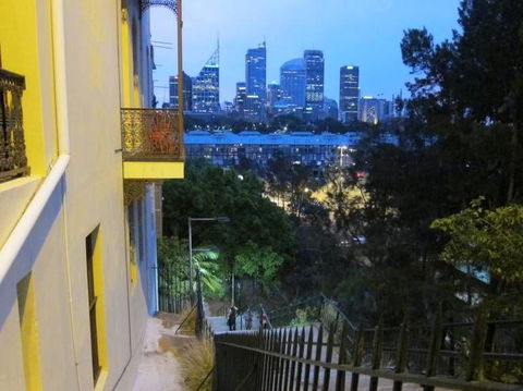 Sydney Crimes And Passions Walking Tour Of Kings Cross - Accommodation Bookings 6