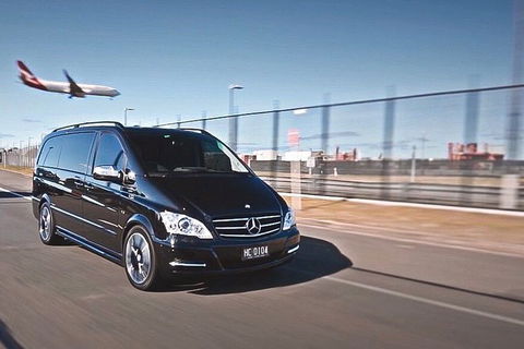 Sydney Airport Premium (DEPARTURE) Transfer - Accommodation Bookings 3