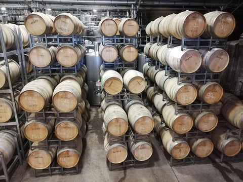 Hunter Valley Private Tour Including Wine, Chocolate, Cheese, Vodka, Gin Tasting - Accommodation Bookings 8
