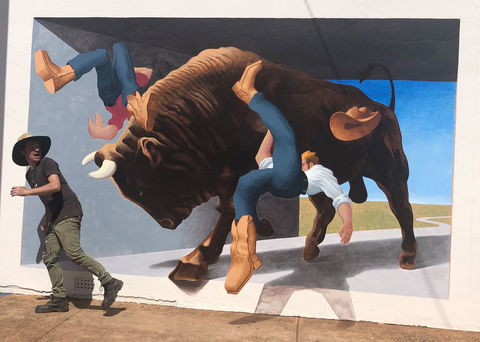 Big Bull Mural - Accommodation Bookings 0