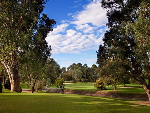 Commercial Golf Course - Accommodation Bookings 0