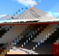 Jones Store - Accommodation Bookings