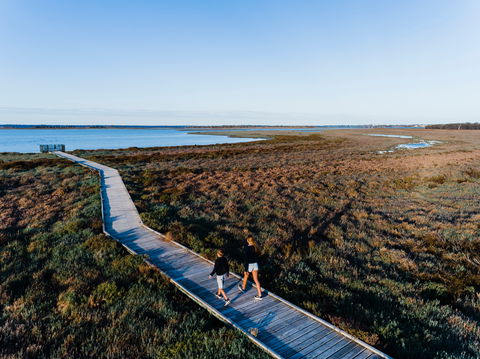 Mandurah - Accommodation Bookings 2